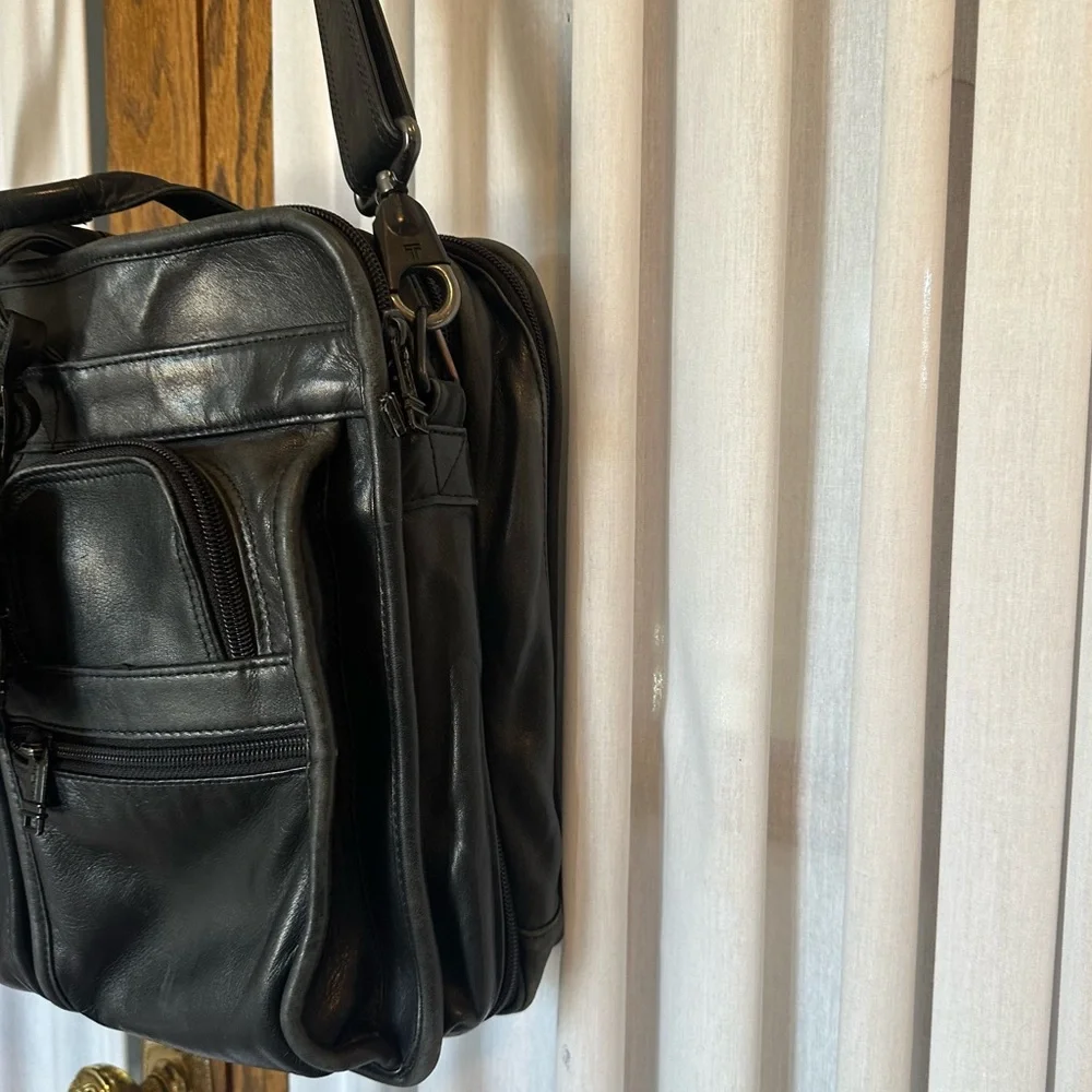 Tumi Black Napa Leather Deluxe Expandable Brief Laptop Travel Bag